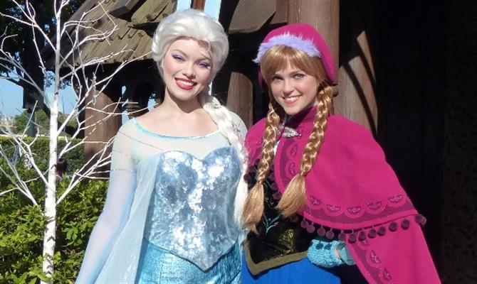 Frozen Holiday Surprise, outra nova experiência de entretenimento, chegará ao Magic Kingdom