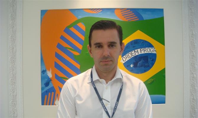 Fabio Rossi, diretor executivo da Flytour Eventos, ressalta importância do setor farmacêutico no faturamento da empresa, representando 32,4% da receita