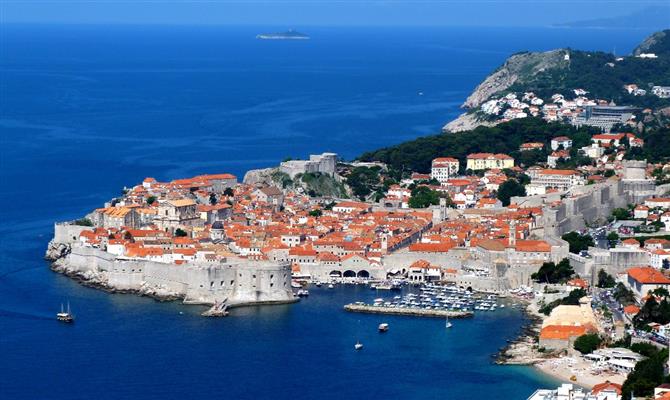 Um dos principais destinos turísticos da Croácia, Dubrovnik tem apenas 40 mil habitantes
