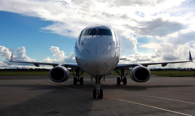 Os voos serão operados pelo jato Embraer 190