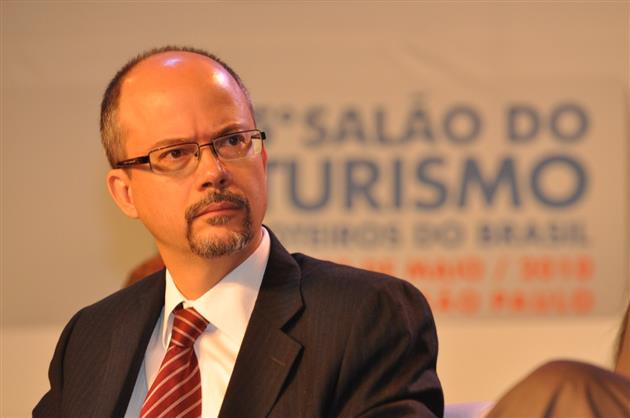 Ex-ministro do Turismo, Luiz Barretto coordena o grupo de Turismo no Gabinete de Transição