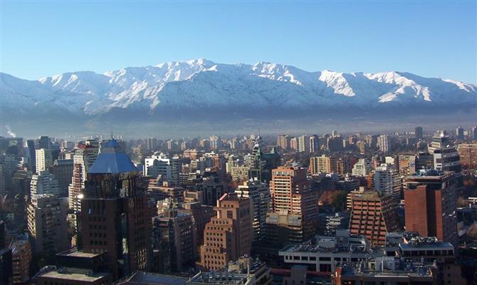 Santiago, capital chilena, é carregada de atrativos