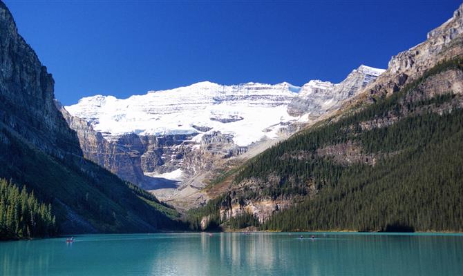 O lago Louise, em Alberta, no Canadá, região que tem recebido cada vez mais visitantes chineses
