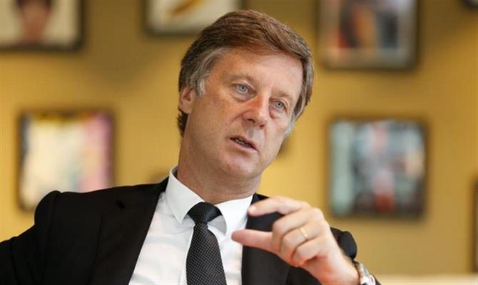 A Accor decidiu propor a renovação de Sébastien Bazin como presidente e CEO para efetivar a mudança
