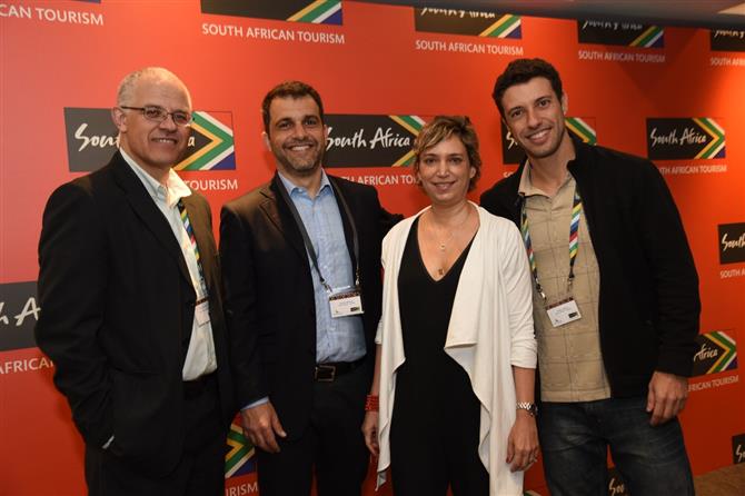 Altamiro Médici, da SAA, com Tati Isler e sua equipe do Turismo sul-africano: Diogo Caldeira e Marcelo Marques