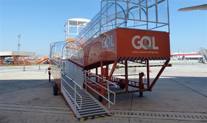 Rampa de embarque acessível da Gol, agora em Aracaju