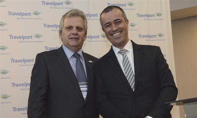 Edmar Bull e Luíz Carlos Vargas, ontem à noite, em jantar em que foi anunciada a parceria entre a Abav e a Travelport