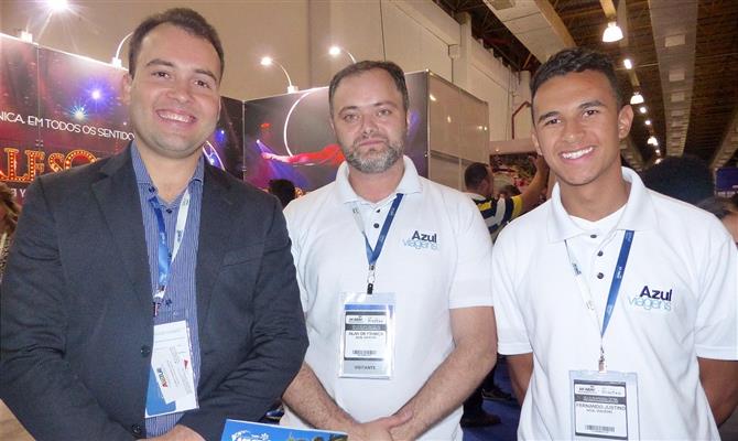 Jair Galvão, secretário de Turismo de Maceió, Alan de França e Fernando Justino, da Azul Viagens