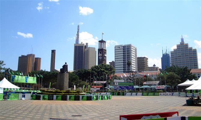A modernizada cidade de Nairobi, no Quênia