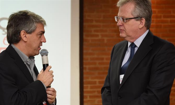 Os presidentes da Aviesp e da Abav na Convenção Aviesp 2016