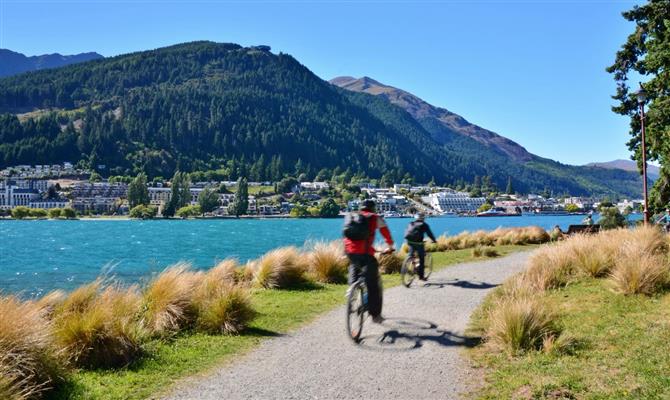 Nova Zelândia é um dos países mais incríveis do mundo! Continue lendo para saber sobre o Visto para trabalhar no país.