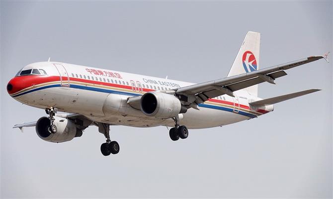 A China Eastern Airlines é a companhia dona do avião que caiu nesta segunda-feira (21)