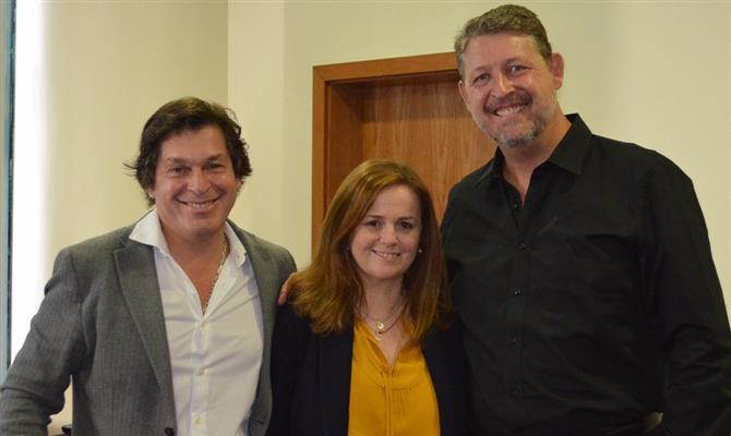 Bernardo Cardoso, do Turismo de Portugal, Sandra Lorenz, do Turismo do Porto e Norte, e Aroldo Schultz