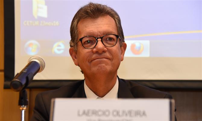 O deputado federal Laércio Oliveira, durante o Seminário Jurídico do Turismo