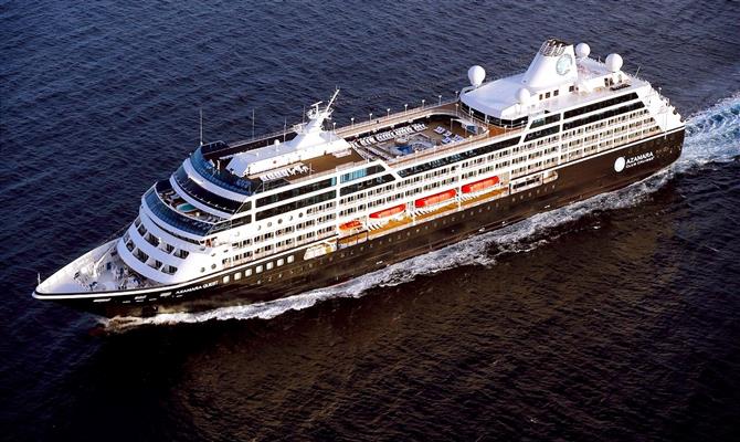 O Azamara Quest, um dos navios da Azamara Club Cruises