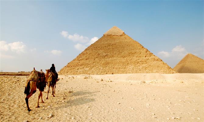 Descoberta de cidade no Egito pode dar novo fôlego à atividade turística do país
