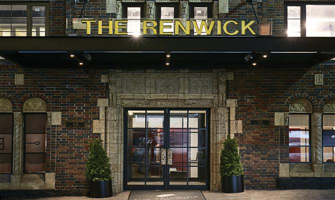 A fachada do The Renwick Hotel, novo membro da Curio Collection
