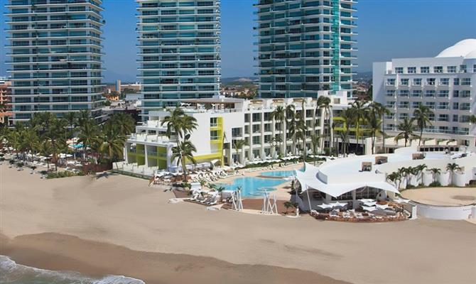 Projeção do Hilton Puerto Vallarta Resort, um dos hotéis em funcionamento da marca no México