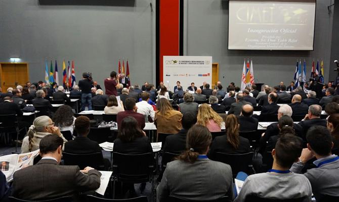 Ecoturismo, isenção de vistos e conectividade foram alguns dos temas debatidos na conferência