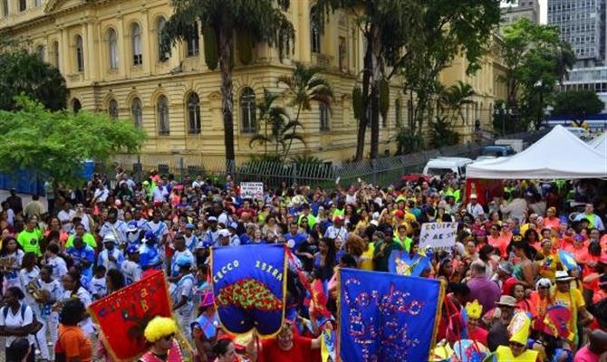 Carnaval de São Paulo não deve ter restrições sanitárias e prefeitura espera atrair 15 milhões de pessoas
