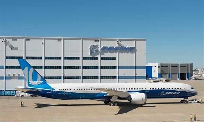 Primeiro Boeing 787-10 Dreamliner foi lançado mês passado