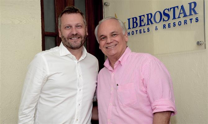 Enric Noguer, diretor da Iberostar America, e Orlando Giglio, diretor da rede Iberostar no Brasil