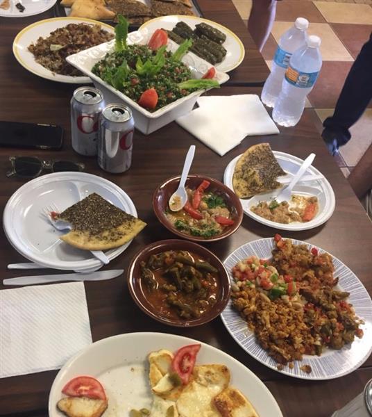 Comida árabe no restaurante Sahara, em Fort Lauderdale 