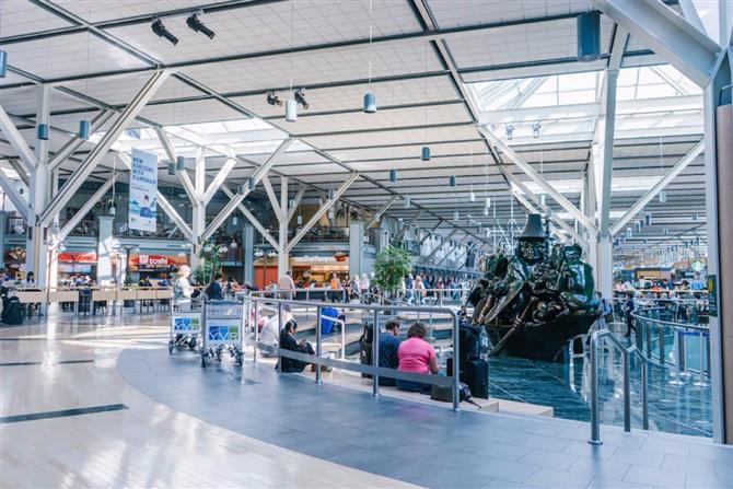 O aeroporto de Munique, na Alemanha, é um dos mais bem posicionados no ranking, e conta com café da manhã grátis, além de área de jogos para crianças