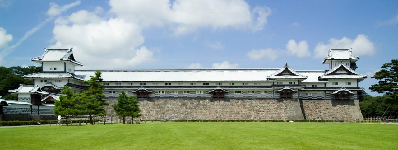 Castelo Kanazawa, planejado para suportar guerras 