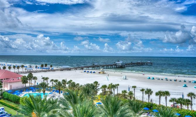 Praia de Clearwater, considerada a número 1 dos EUA em 2016 pelo Tripadvisor