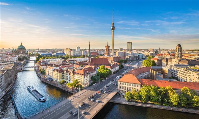 Berlim recebeu 13,5 milhões de visitantes em 2018, sendo 5,4 milhões de estrangeiros; entre eles, 65,8 mil brasileiros