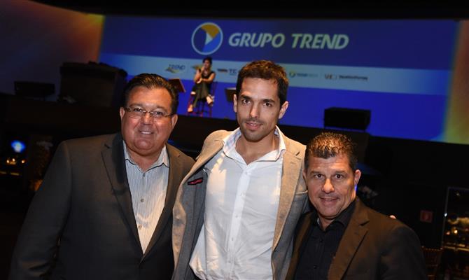 Jay Santos, VP internacional, Emmanuel Labastida, diretor internacional, e Luis Paulo Luppa, presidente do Grupo Trend