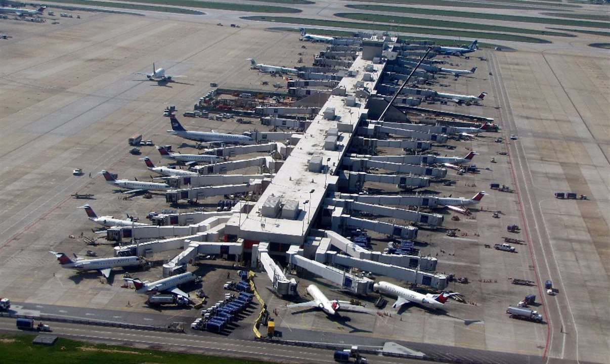 Aeroporto Internacional de Atlanta/Hartsfield-Jackson somou 106.302.208 passageiros em 2025
