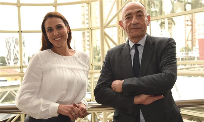 A diretora de Vendas da Air France-KLM no Brasil, Adriana Cavalcanti, acompanhou a entrevista exclusiva de Jean Marc Janaillac ao PANROTAS