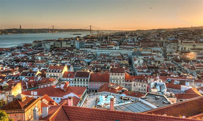 Portugueses gastaram 4,23 milhões de euros a mais neste bimestre em turismo no Brasil; na foto a capital portuguesa, Lisboa
