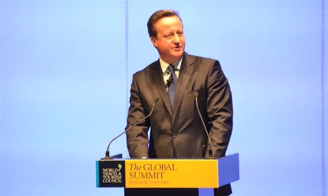 Ex-primeiro ministro britânico David Cameron durante o WTTC