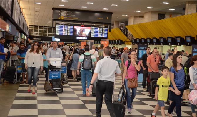Movimento de passageiros no aeroporto de Congonhas