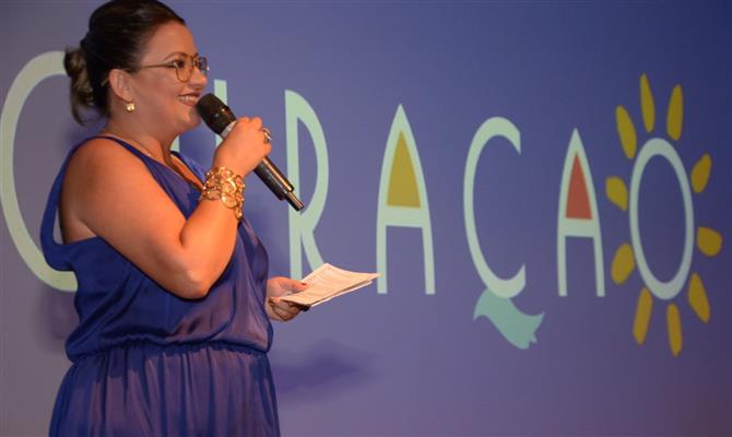 Janaína Araujo, representante do destino no Brasil, destacou a importância da capacitação em formato de vídeo