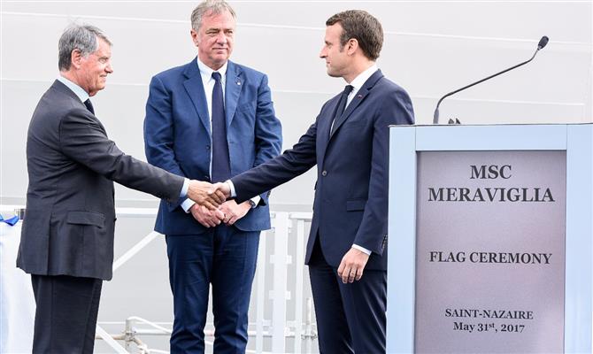 O presidente francês Emmanuel Macron participou da cerimônia de inauguração do MSC Meraviglia
