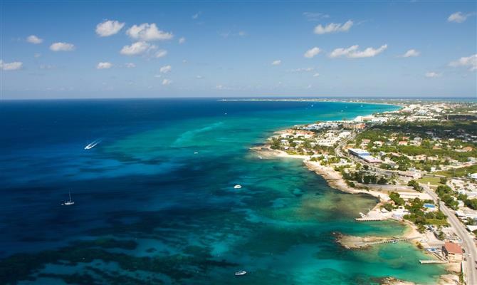 Não há mais a obrigatoriedade de apresentar o comprovante de vacinação contra a covid-19 para entrar nas Ilhas Cayman