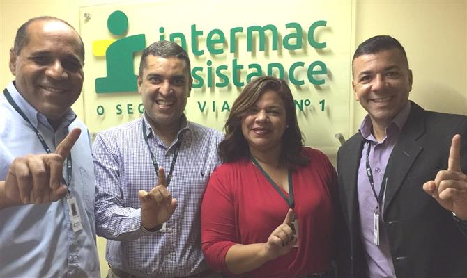 Márcia Passos, novo reforço da Intermac no Rio, com Alexandre Santos, gerente administrativo, Eduardo Aoki, CEO, e Pedro Gonçalves, gerente Brasil