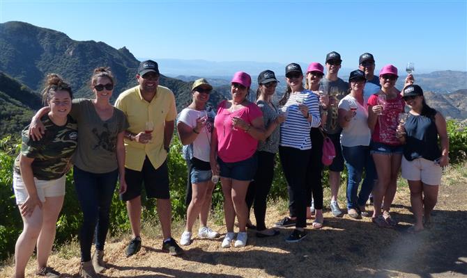 Guias do Malibu Wine Safari e a equipe da famptrip da MMTGapnet e Visit California