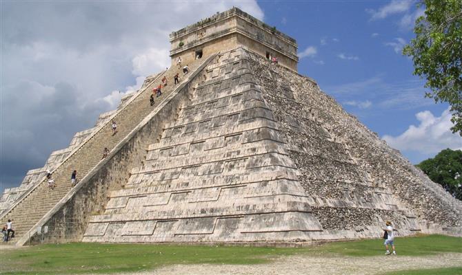 Pirâmide de Chichen Itzá, no Yucatán, é uma das sete maravilhas do mundo moderno