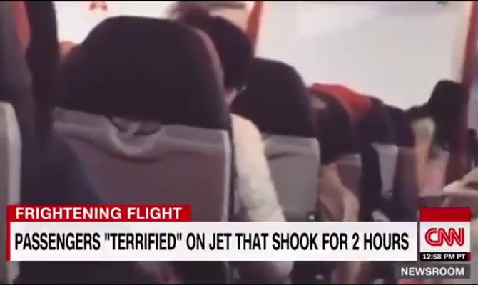 Segundo passageiros, aeronave tremeu como uma 