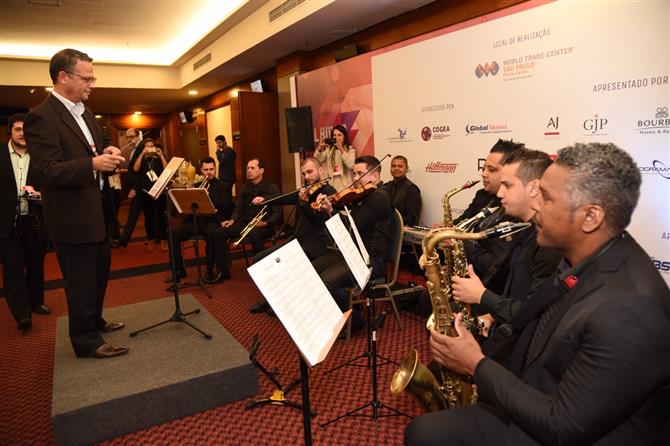 Anna Paula Cesari (WTC Events Center) e Eric Boulanger (Rio CVB)