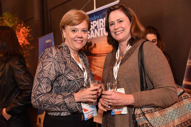 Wagner Wons, da Brasil Surf Trip, e Guilherme Avila, do Transamérica Hospitality Group