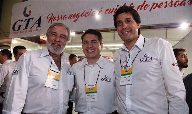 Celso Guelfi, Gelson Popazoglo e Rogério Esteves representaram a GTA na Avirrp 2017