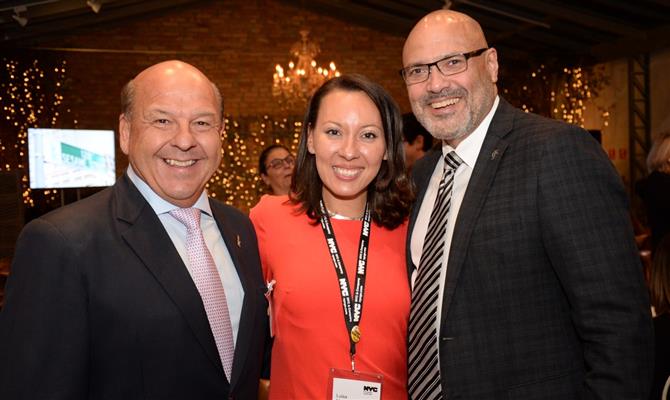 José Roberto Trinca, da American Airlines, Luisa Mendoza-Chavez, da NYC & Company, e Joe Docal, do Greater Miami CVB