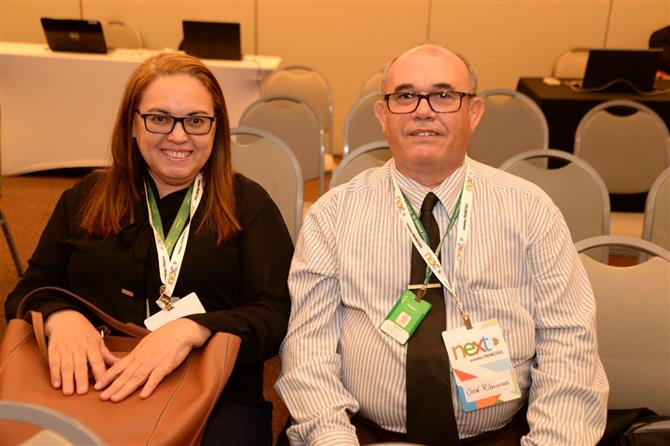 Artur Andrade, da PANROTAS, Airton Cabral Jr., da secretaria de Turismo de Fortaleza, e Jackey Guimarães, da Costa Verde Turismo