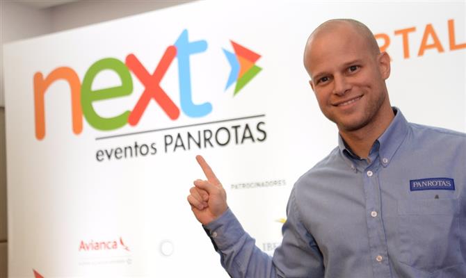 Ernani Silva, da Ernanitur, Erick Vasconcelos, da Secretaria de Turismo de Fortaleza, Guillermo Alcorta, da PANROTAS, e Rodrigo Pereira, também da Secretaria de Turismo de Fortaleza